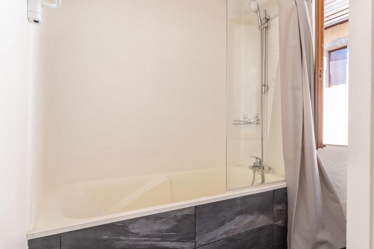 Le Saint Jean - Appartement Rue Carnot Pour 2 - 4 Pers Annecy Exterior foto